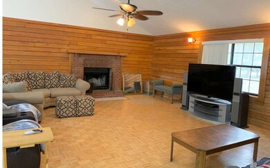 3572 SW Wilson Springs Rd, Fort White, FL 32038 - photo 2