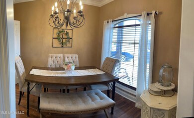 Formal Dining