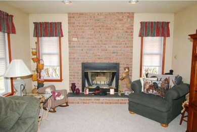 549 Adams Hotel Rd, Shoemakersville, PA 19555 - photo 7