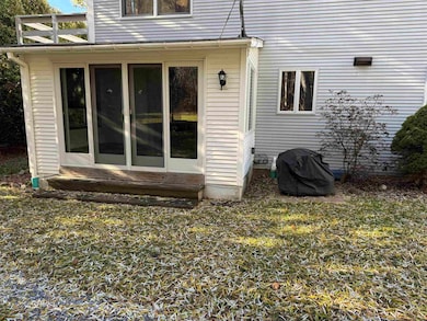 17 Twin Cir, Middlebury, VT 05753 - photo 3