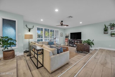 1735 W Seldon Ln, Phoenix, AZ 85021 - photo 6