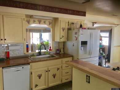 3825 Keyes Way, Fallon, NV 89406 - photo 6