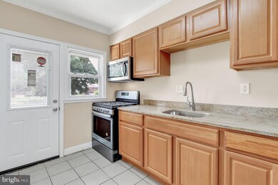 1321 Crofton Rd, Baltimore, MD 21239 - photo 2