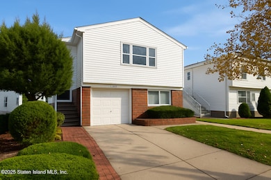 281 Arlene St, Staten Island, NY 10314 - photo 3