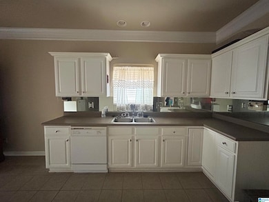 5081 Cantebury Ct, Center Point, AL 35215 - photo 5