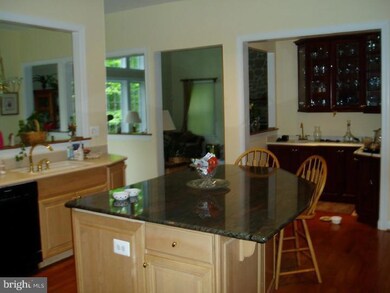 10 Amanda Ln, West Chester, PA 19380 - photo 6