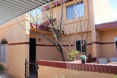 3724 E 3rd St Unit Entrance