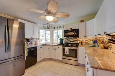 002-27939LobsterTailTrail-LittleTorchKey