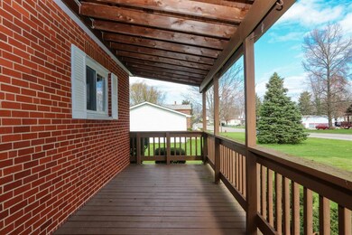 606 S Broadway St, Blanchester, OH 45107 - photo 4