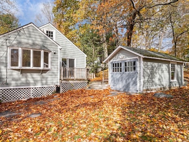 81 Spring St, Wakefield, MA 01880 - photo 2