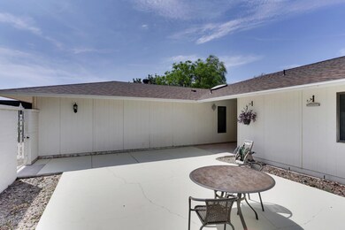 18802 N Lake Forest Dr, Sun City, AZ 85373 - photo 5