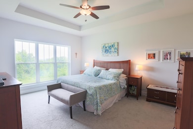 N28W25158 Parkway Ridge Cir unit B, Pewaukee, WI 53072 - photo 7