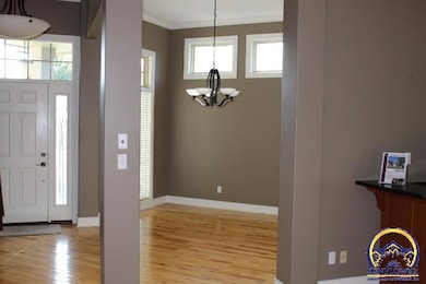 2237 SW Millers Glen Dr, Topeka, KS 66614 - photo 3