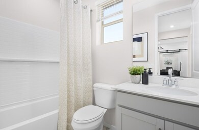 Fossil Secondary Bathroom 