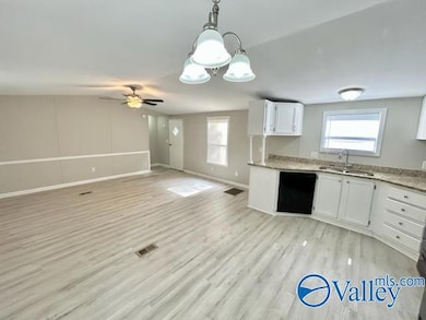 576 W Point Rd, Somerville, AL 35670 - photo 2