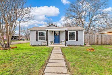 316 Marengo St, Cleburne, TX 76033 - photo 2