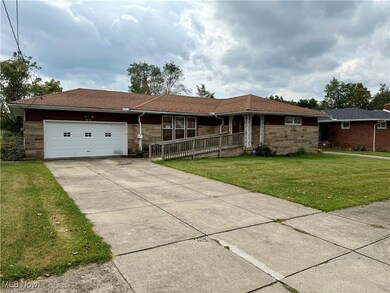 16706 Myrtle Ave, Cleveland, OH 44128 - photo 2