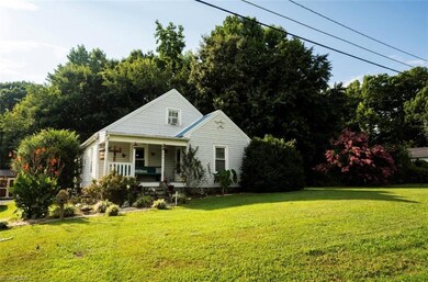 1054 Southmont Dr, Asheboro, NC 27205 - photo 2