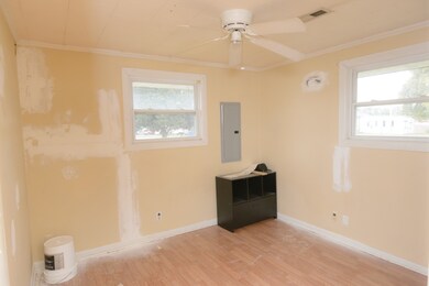 805 Cowan Ave, Shelbyville, TN 37160 - photo 4