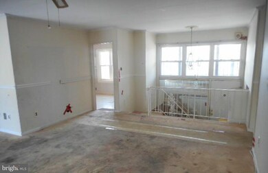 303 Yorknolls Dr, Capitol Heights, MD 20743 - photo 4