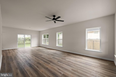 411 8th St, New Castle, DE 19720 - photo 6