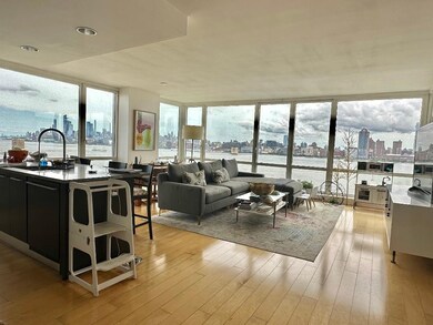 Crystal Point unit C1502, Jersey City, NJ 07302 - photo 3