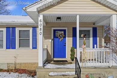 6080 Northrup Dr, Waterford, MI 48329 - photo 2