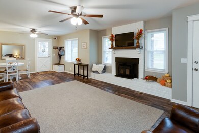 Living room/ Dining Room combo