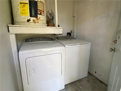 3307 N 77th St unit B, Tampa, FL 33619 - photo 6