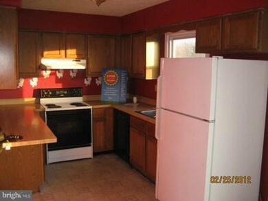 11139 Crest Ln, Bealeton, VA 22712 - photo 4