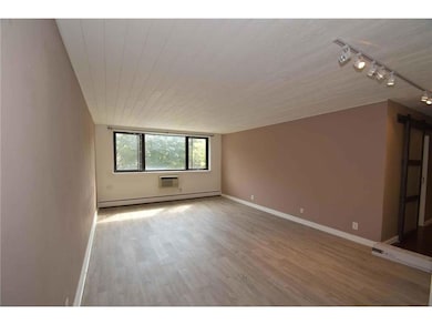 2500 Blaisdell Ave unit 201, Minneapolis, MN 55404 - photo 4