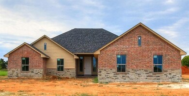 8621 Oak Tree Cir, Guthrie, OK 73044 - photo 2