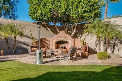 Outdoor fireplace