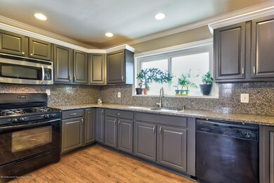 182 Bethany Rd, Hazlet, NJ 07730 - photo 4