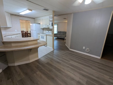 6700 150th Ave N unit Lot 944, Clearwater, FL 33764 - photo 5