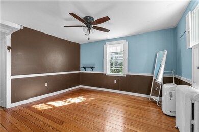 26 Perry St unit 1, Newport, RI 02840 - photo 5