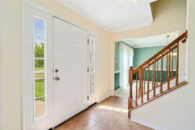 121 Elmhurst Dr, Coraopolis, PA 15108 - photo 2