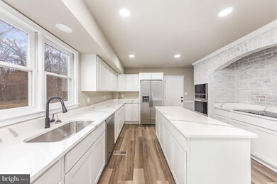 6 Twin Springs Dr, Fredericksburg, VA 22407 - photo 5