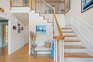 40 Chisholm Farm Dr, Stratham, NH 03885 - photo 2