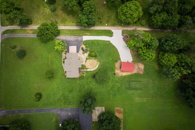 2736 Armstrong Ln, Mount Washington, KY 40047 - photo 5