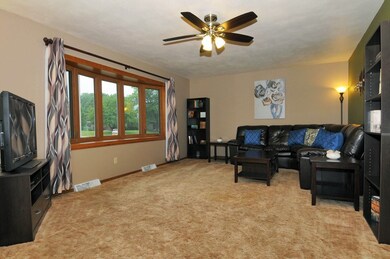 200 S Oak St, Oregon, WI 53575 - photo 2