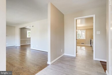 4906 36th St N, Arlington, VA 22207 - photo 5