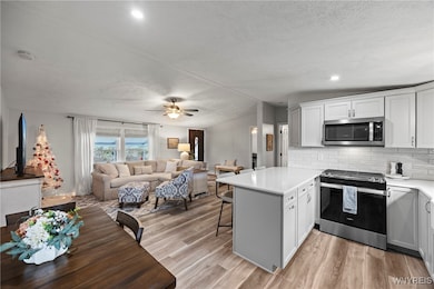 1023A Wish Cir, East Aurora, NY 14052 - photo 2