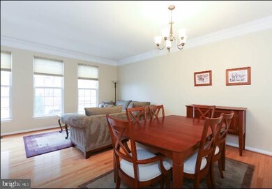 13033 Park Crescent Cir, Herndon, VA 20171 - photo 6