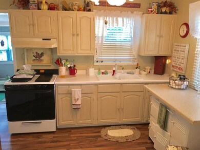 702 W Main St, Griffith, IN 46319 - photo 2