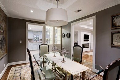 7622 Wedgewood Ln, Houston, TX 77055 - photo 6