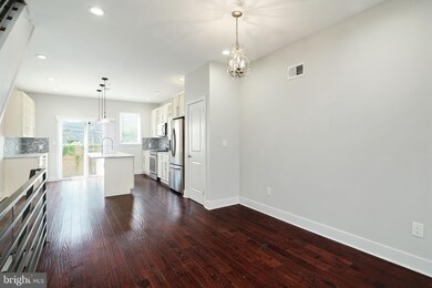 2210 Reed St, Philadelphia, PA 19146 - photo 6