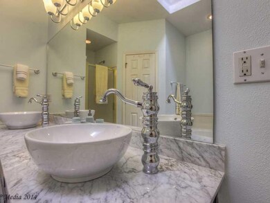 1404 Sanford Dr, Bentonville, AR 72712 - photo 4