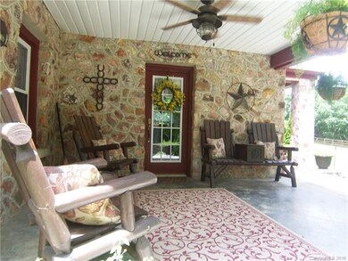 Covered Side Porch