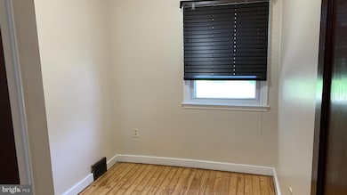 201 Sycamore Rd, Reading, PA 19611 - photo 3